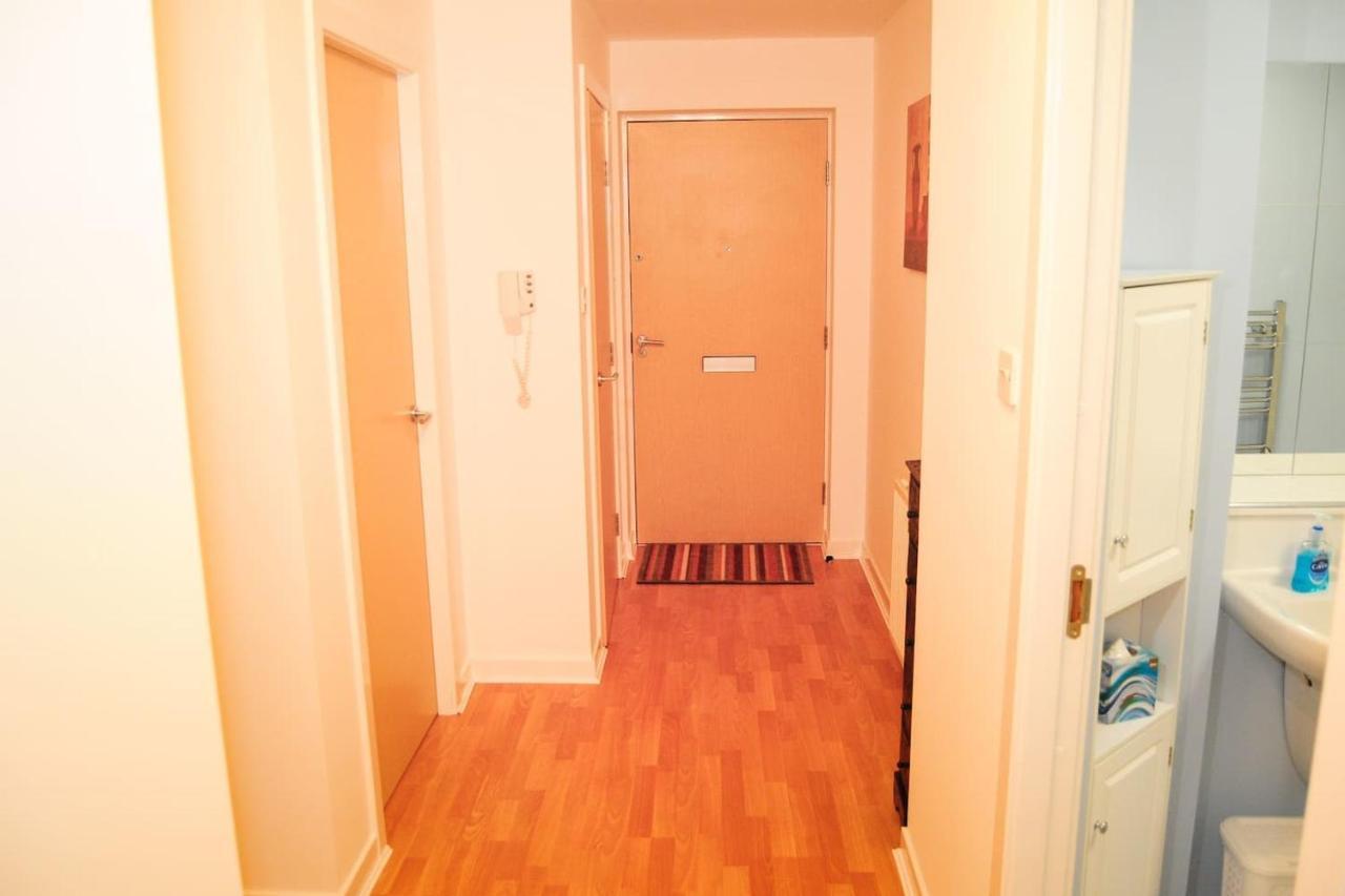 New Glasgow Family Home - Private Parking 外观 照片