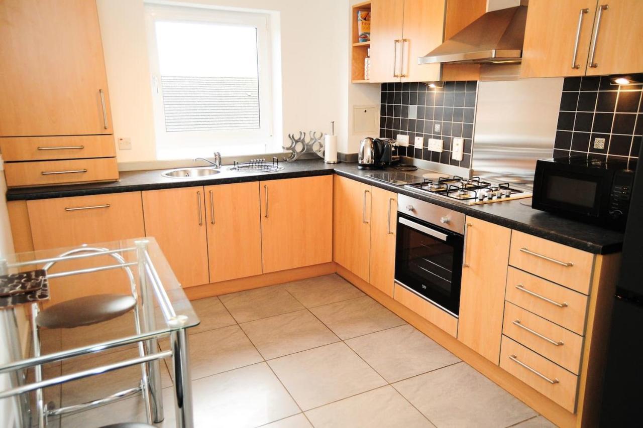 New Glasgow Family Home - Private Parking 外观 照片